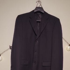 Elegant Men's Black Suit Jacket